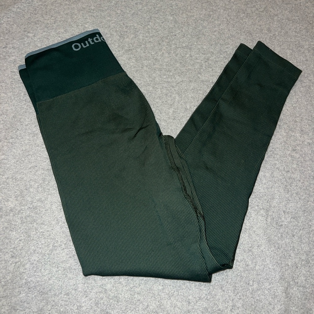 Outdoor Voices // SeamlessRib 7/8 Legging // Evergreen
